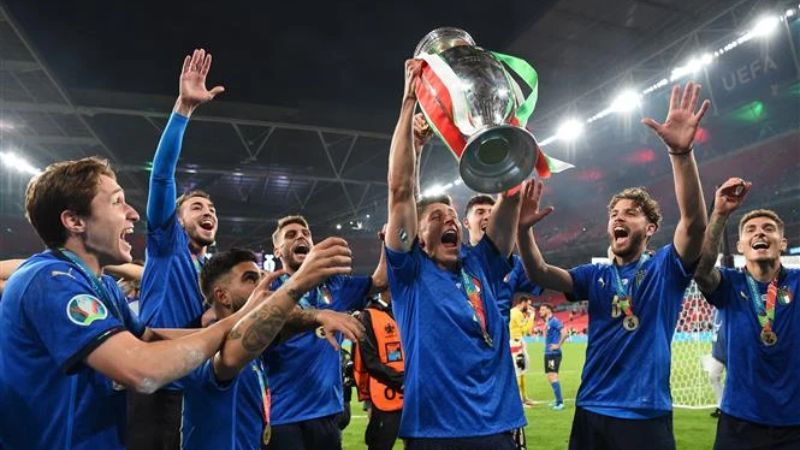 Phân tích kỹ lưỡng cửa đi tiếp của Slovakia tại euro 2024